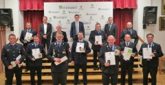Landratsstellvertreter ehrte verdiente Feuerwehrleute aus dem Landkreissüden